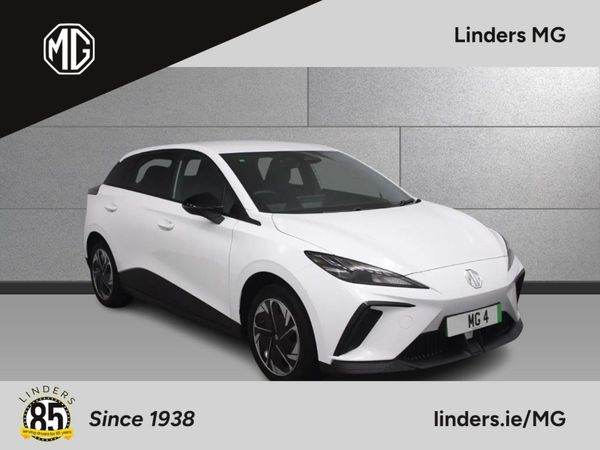 MG MG4 Hatchback, Electric, 2025, White