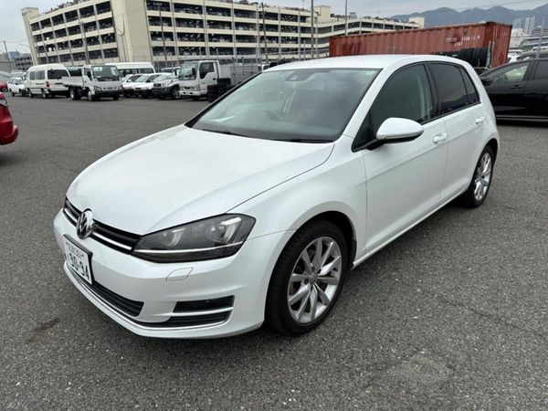 Volkswagen Golf Hatchback, Petrol, 2015, White
