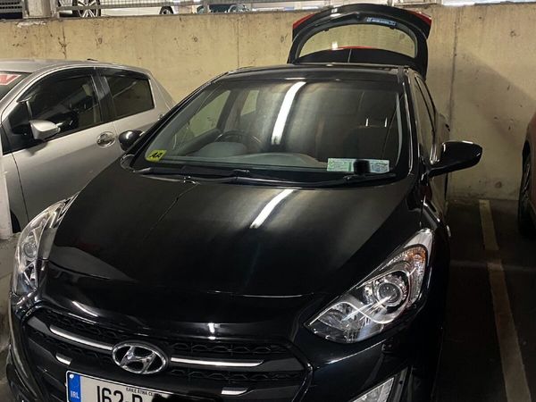 Hyundai i30 Hatchback, Petrol, 2016, Black