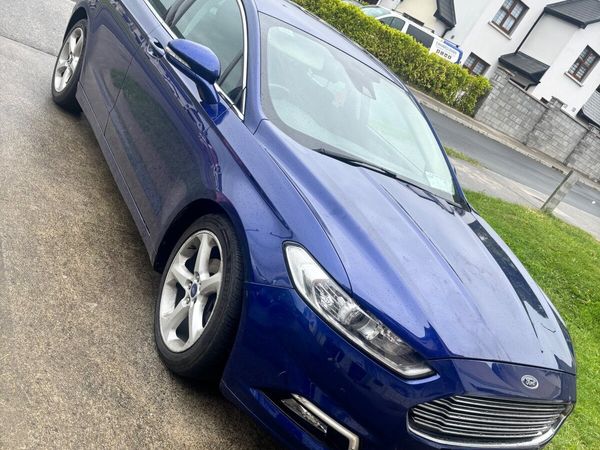 Ford Mondeo Hatchback, Diesel, 2016, Blue