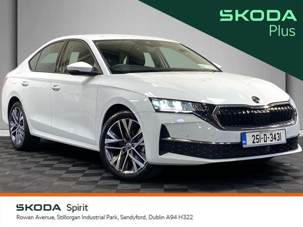 Skoda Octavia Saloon, Petrol, 2025, White