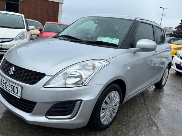 Suzuki Swift Hatchback, Petrol, 2016, Silver
