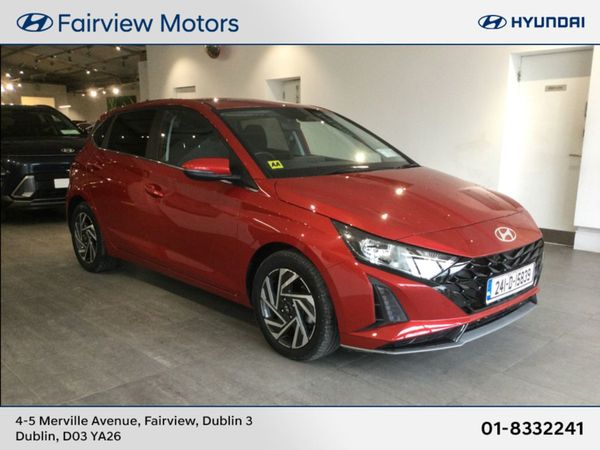 Hyundai i20 Hatchback, Petrol, 2024, Red