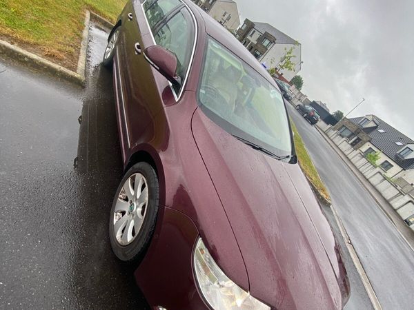 Skoda Superb Saloon, Diesel, 2012, Red