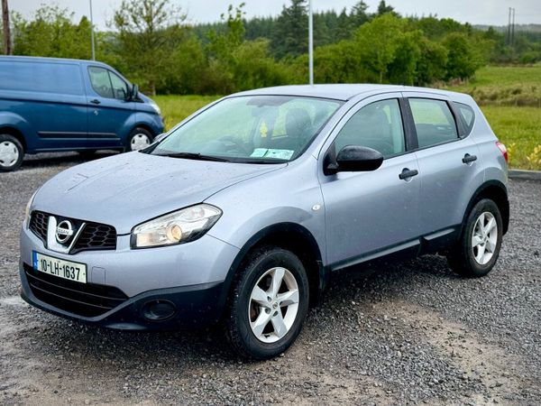 Nissan Qashqai Hatchback, Diesel, 2010, Blue