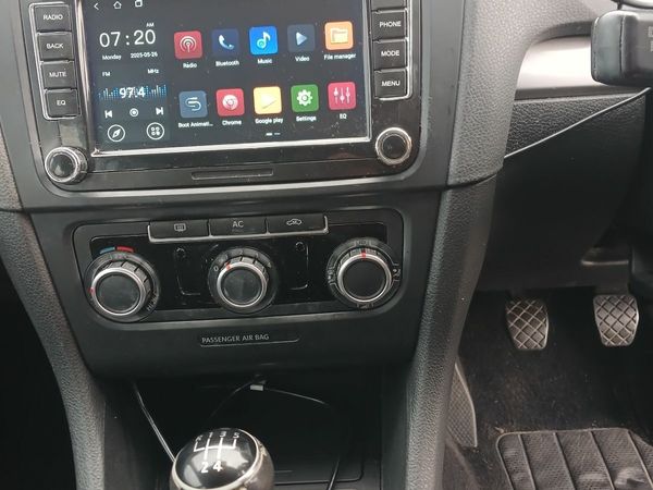 Volkswagen Golf Hatchback, Diesel, 2010, Silver