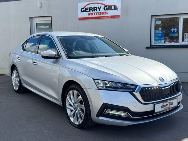 Skoda Octavia Saloon, Diesel, 2023, Grey