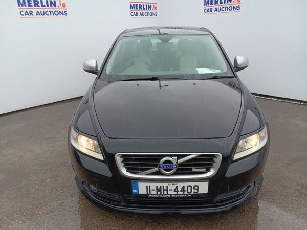 Volvo S40 Saloon, Diesel, 2011, Black