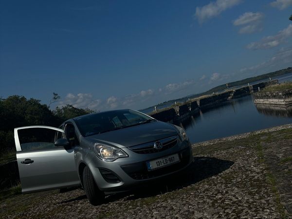 Vauxhall Corsa Hatchback, Petrol, 2013, Silver