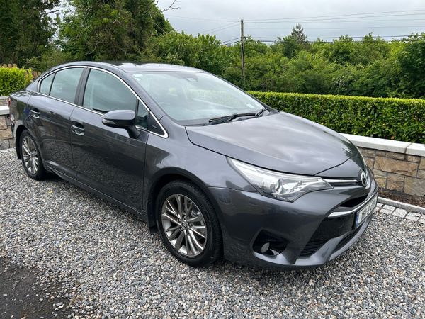 Toyota Avensis Saloon, Diesel, 2016, Grey