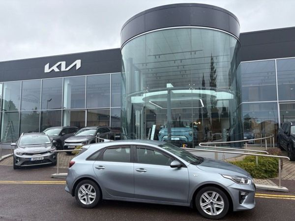 Kia Ceed Hatchback, Diesel, 2019, Grey