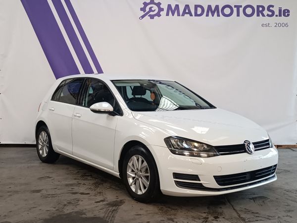 Volkswagen Golf Hatchback, Petrol, 2016, White