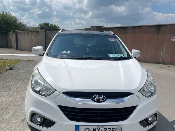 Hyundai ix35 SUV, Diesel, 2012, White