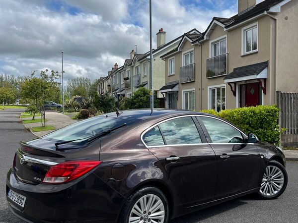 Opel Insignia MPV, Diesel, 2013, Brown