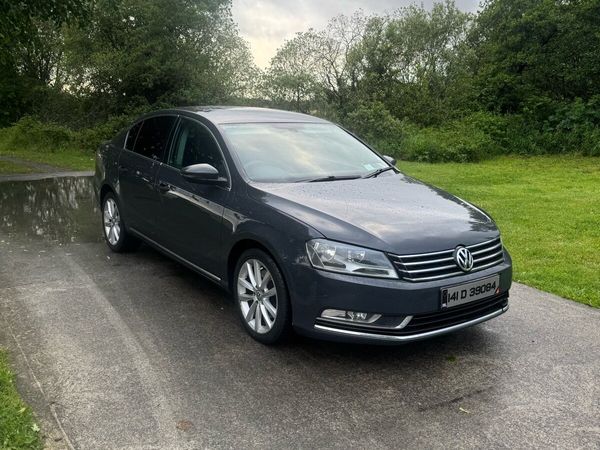 Volkswagen Passat Saloon, Diesel, 2014, Grey