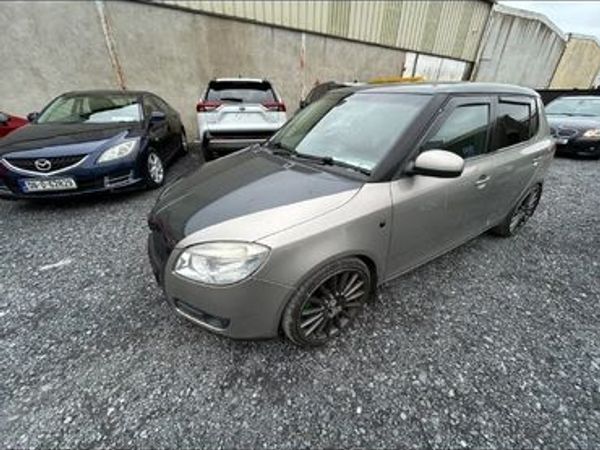 Skoda Fabia Hatchback, Diesel, 2008, Beige