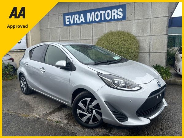 Toyota Aqua Hatchback, Petrol Hybrid, 2020, Silver