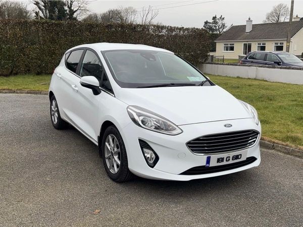 Ford Fiesta Hatchback, Petrol, 2018, White