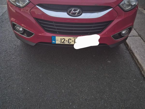 Hyundai ix35 SUV, Diesel, 2012, Red