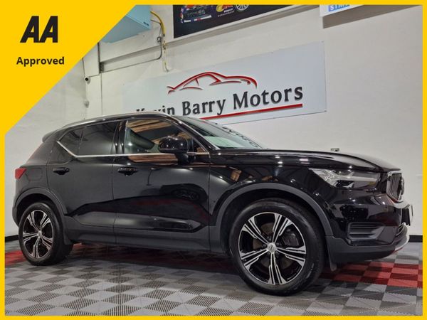 Volvo XC40 SUV, Petrol Hybrid, 2022, Black