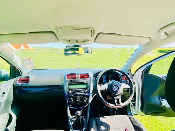 Volkswagen Golf Hatchback, Diesel, 2009, Silver