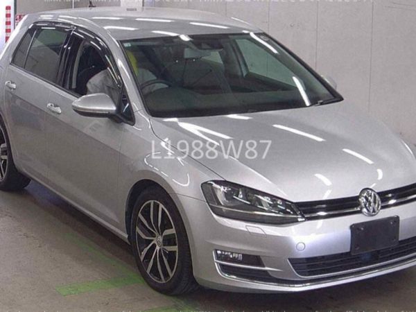 Volkswagen Golf Hatchback, Petrol, 2014, Silver