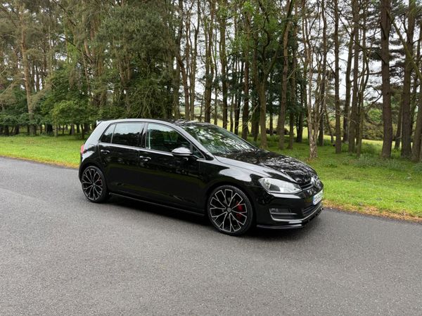 Volkswagen Golf Hatchback, Diesel, 2015, Black