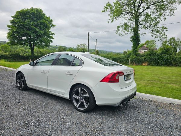 Volvo S60 Saloon, Diesel, 2012, White
