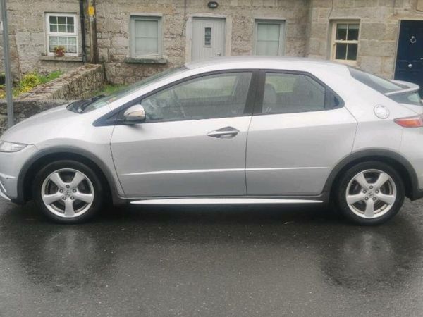 Honda Civic Hatchback, Diesel, 2009, Silver