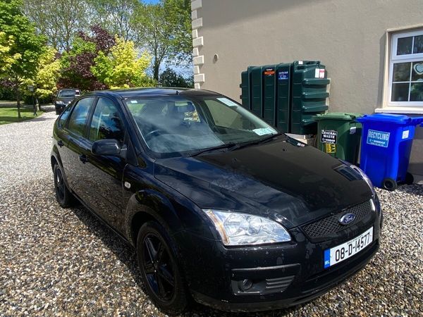 Ford Focus Hatchback, Petrol, 2008, Black