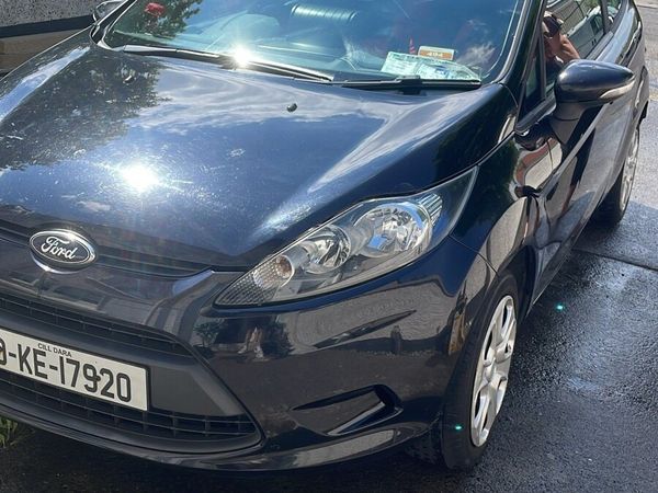 Ford Fiesta Hatchback, Petrol, 2010, Black