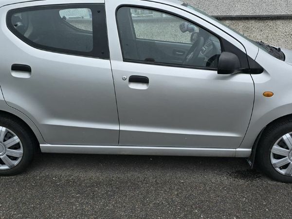 Suzuki Alto Hatchback, Petrol, 2011, Silver