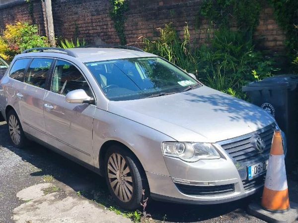Volkswagen Passat Estate, Diesel, 2008, Silver