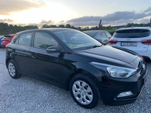 Hyundai i20 Hatchback, Petrol, 2016, Black
