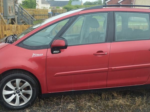 Citroen C4 Picasso MPV, Diesel, 2013, Red