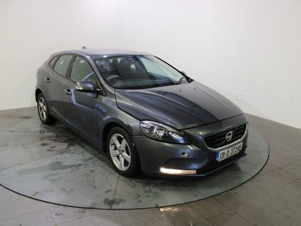 Volvo V40 Hatchback, Diesel, 2013, Grey