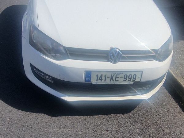 Volkswagen Polo Hatchback, Petrol, 2014, White