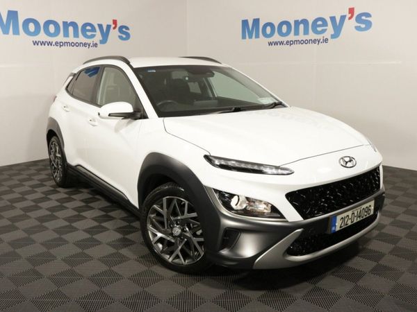 Hyundai KONA Crossover, Petrol Hybrid, 2021, White
