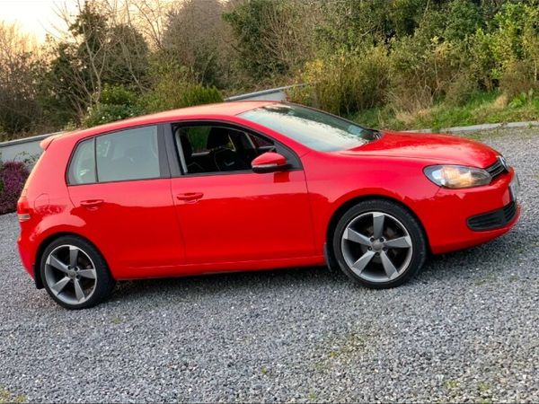 Volkswagen Golf Hatchback, Diesel, 2012, Red