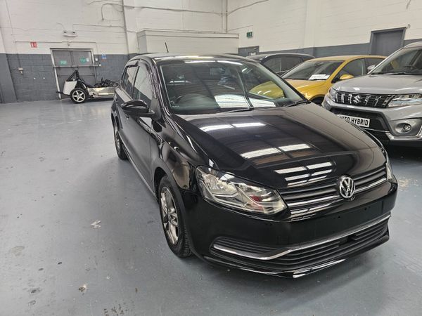 Volkswagen Polo Hatchback, Petrol, 2015, Black