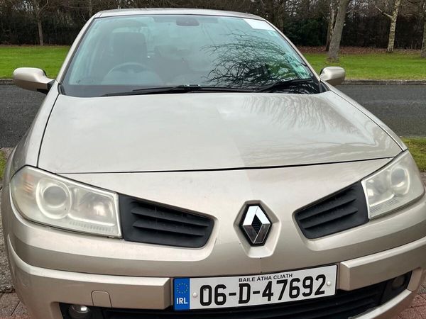 Renault Megane Saloon, Petrol, 2006, Yellow