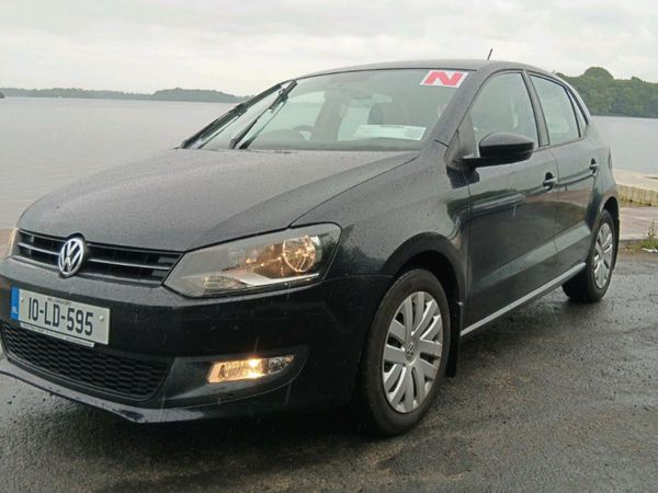 Volkswagen Polo Hatchback, Petrol, 2010, Black