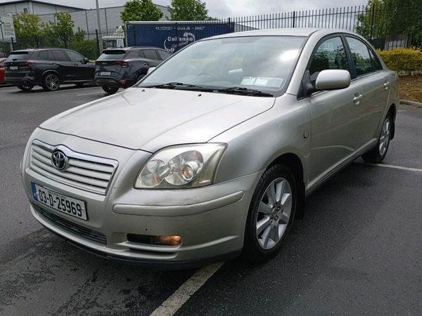 Toyota Avensis Saloon, Petrol, 2003, Silver
