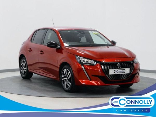 Peugeot 208 Hatchback, Petrol, 2022, Red