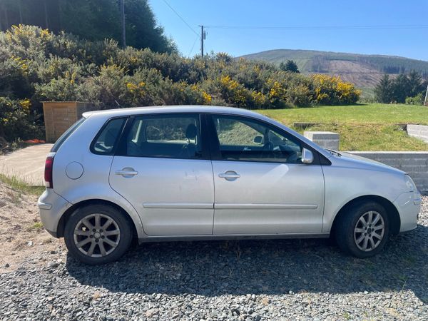 Volkswagen Polo Hatchback, Diesel, 2008, Silver