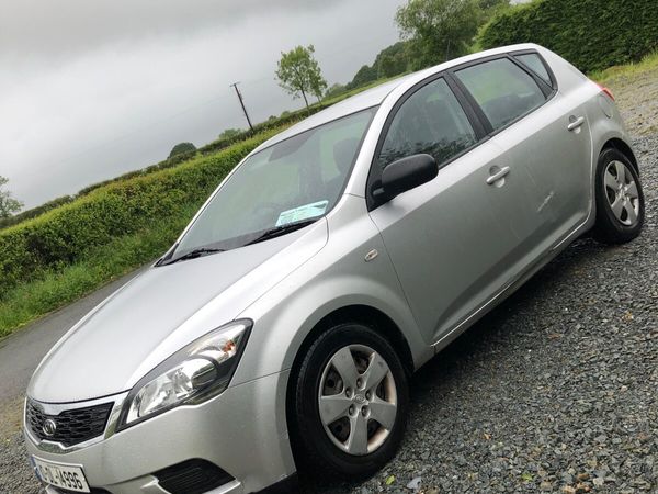Vauxhall Astra Hatchback, Petrol, 2010, Blue