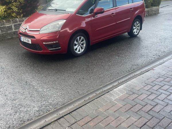 Citroen C4 Picasso MPV, Diesel, 2012, Red