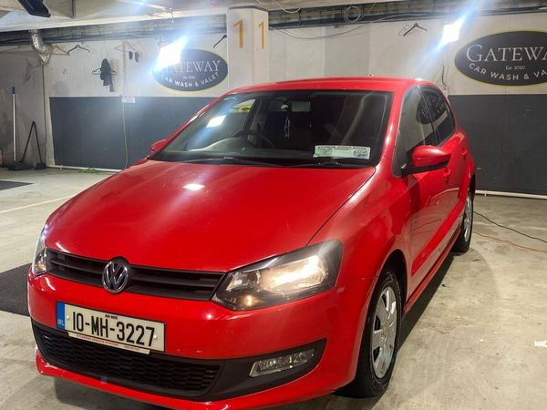 Volkswagen Polo Hatchback, Diesel, 2010, Red
