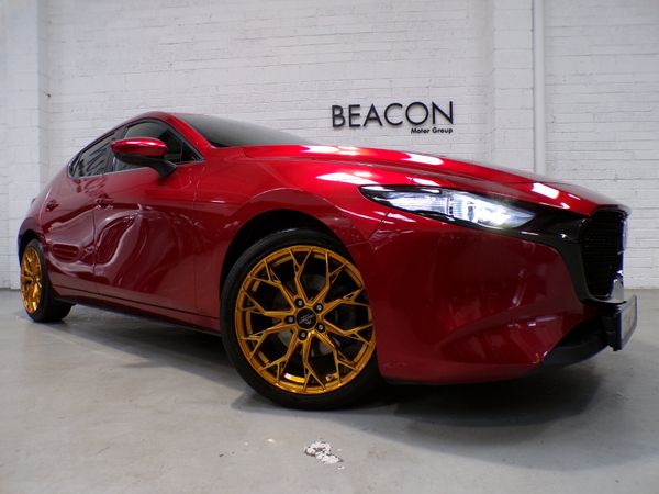 Mazda Mazda3 Hatchback, Petrol, 2022, Red