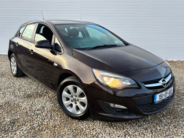 Opel Astra Hatchback, Diesel, 2015, Brown